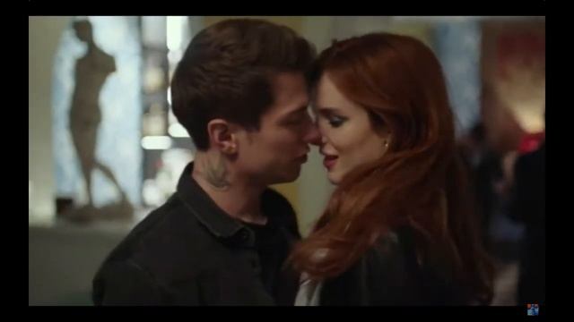 Alberto Bof - The Distance Between Us (После пробуждения 2021) смотреть онлайн