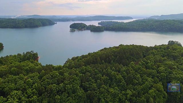 Carters Lake GA 4K /Relaxing Evening in North Georgia Mountains (DJI Mavic Air 2 Drone Footage) смотреть онлайн