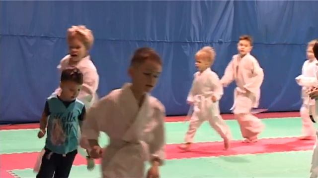 Зареченские каратисты завоевали «бронзу» на «Кубке Дружбы» в Тольятти смотреть онлайн