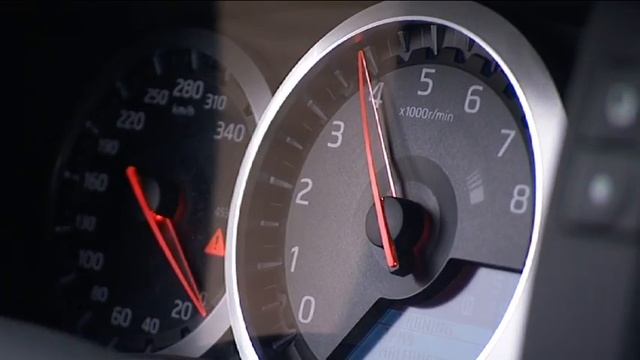 2013 Nissan GT-R Launch Control System | Edmunds.com смотреть онлайн