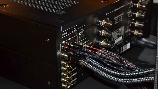 High End 2011 B&W 800 Diamond, Denon A100 смотреть онлайн