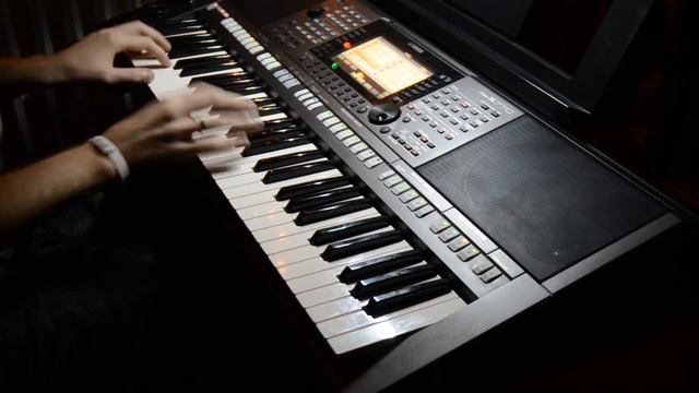 Movie Medley Improvisation - PSR S 770 смотреть онлайн
