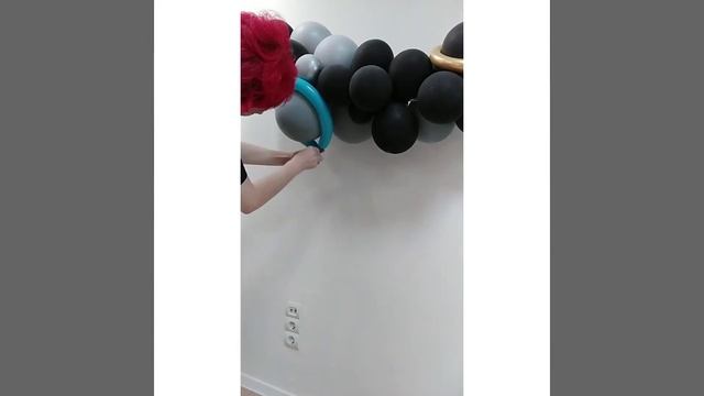 Фотозона из воздушных шаров "Космонавт" смотреть онлайн