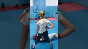 Плюсы каратэ для девочек