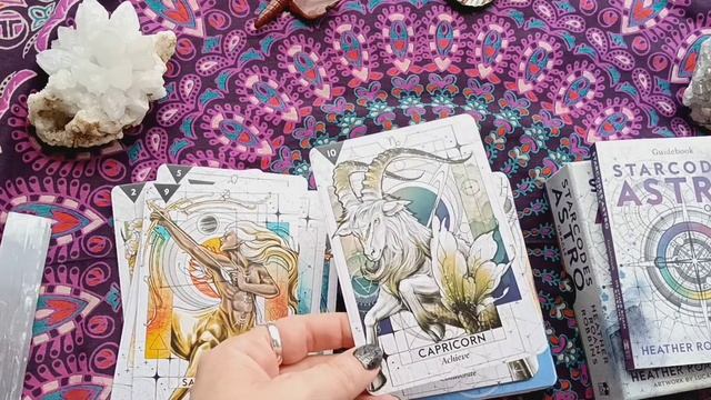New deck flip thru! Starcodes Astro Oracle deck! смотреть онлайн