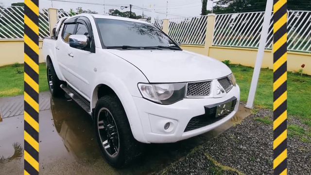 Mitsubishi L200 2010 FULL EXTRAS 3.2CC