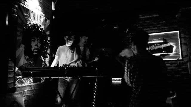 Super Besse – Насрать на мое лицо (live) смотреть онлайн