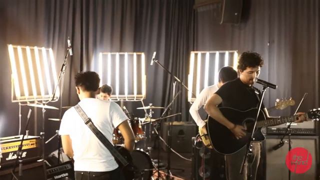 Phlox | Cover Me (live on The Wknd Sessions, #65) смотреть онлайн