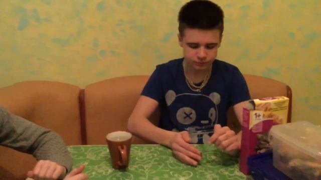 Едим кошачий корм смотреть онлайн