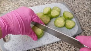 Очень вкусный салат с крабовыми палочками (с кукурузой и огурцом, без риса)