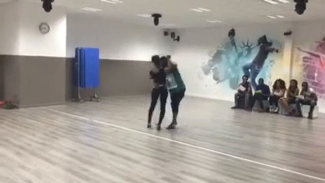 Manu and Ella Semba смотреть онлайн