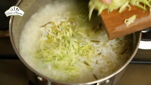 Суп из кабачков с рисом [Рецепты по-домашнему] смотреть онлайн