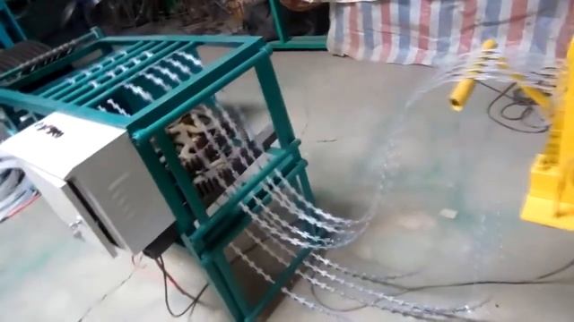 Производство колючей проволоки. Оборудование для производства в гараже. Бизнес идея. смотреть онлайн