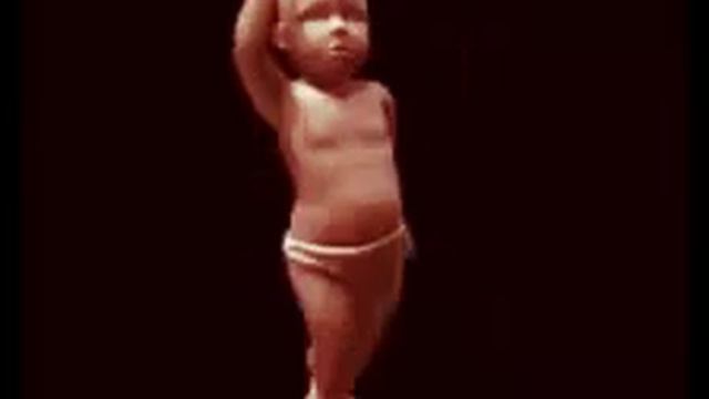 малыш танцует.BABY DANCE.прикол!!! смотреть онлайн
