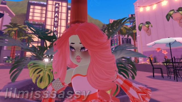 ALL ABOUT THE ROYALE HIGH HALLOWEEN UPDATE * private servers only for now * | new set etc.. смотреть онлайн