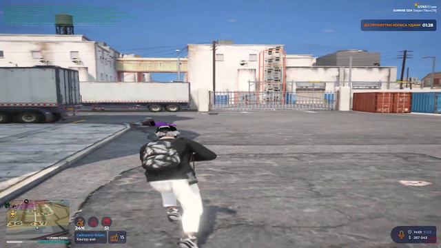 КАЖДЫЙ ВТОРОЙ ЗНАЕТ МЕНЯ В ЛИЦО? | Тулево гта 5 рп | Tilted FAMQ | GTA 5 RP Sunrise смотреть онлайн