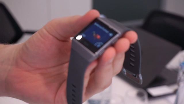 Fitbit Ionic Hands-on review смотреть онлайн