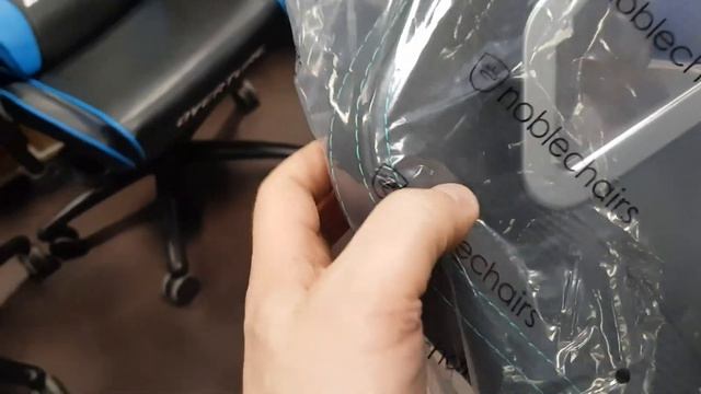 Noblechairs EPIC Mercedes AMG (2023) - распаковка 13.04.2023 \ Замена газ-лифта для роста 165 см смотреть онлайн