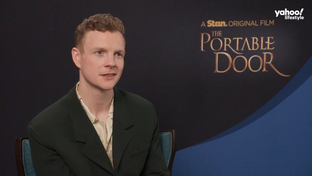 Patrick Gibson reveals everything he stole from The Portable Door set | Yahoo Australia смотреть онлайн