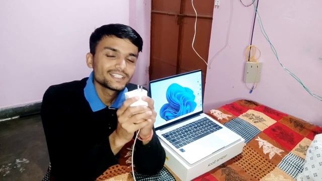 Realme Slim Book ? Heating Test смотреть онлайн