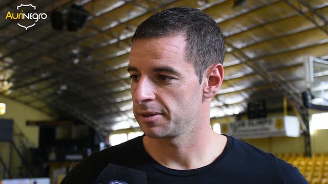 Adrián Gabbarini, nuevo arquero de Olimpo смотреть онлайн