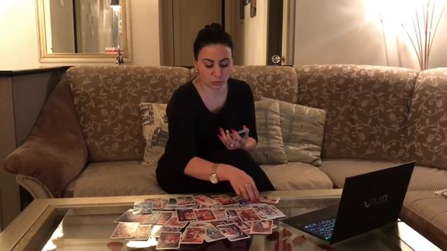 Рубрика "Вопрос к Аиде. Август 2017 смотреть онлайн