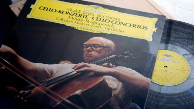 Vivaldi Concerto For Violincello And Strings In G Major Mstislav Rostropovich 1978 смотреть онлайн