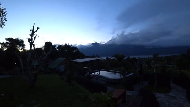 Трекинг к вулкану Батур/Остров Бали смотреть онлайн