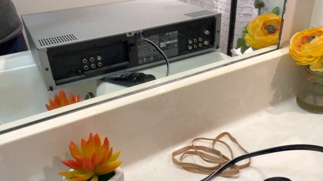 Sony SLV-D100 DVD VCR Combo Player Hi-Fi Stereo VHS Recorder смотреть онлайн