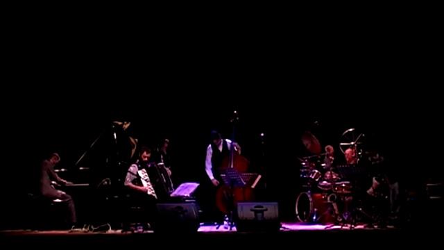 Simone Zanchini - Accordion festival Vilnius 2010 - promo video смотреть онлайн