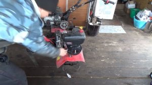 культиватор бьет в обратку мтд т330т и зачем нужен ключ на 11