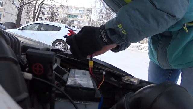 Сел аккумулятор? Заводим авто зимой! смотреть онлайн