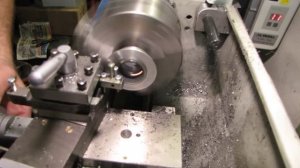 Резец из Эльбора в работе.