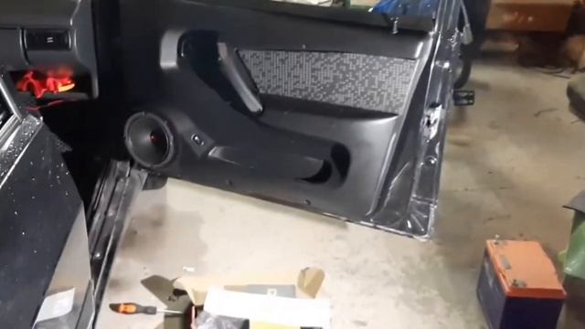 Замена штатной акустики в ваз 2114 на DL AUDIO RAVEN 165 смотреть онлайн