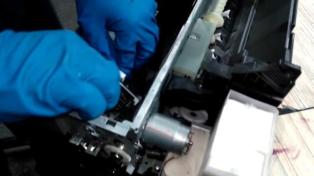 Инструкция ремонт Epson T50/P50/L800/R290 (Замена узла выброса отработанных чернил) смотреть онлайн
