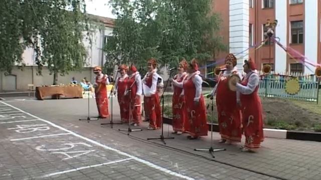 В белгородской Алексеевке прошла выставка мастеров декоративно-прикладного творчества смотреть онлайн