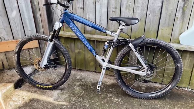 I’m still here! | New ride! Kona Dawg Matic смотреть онлайн