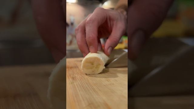 СМУЗИ БОУЛ С ЗЕЛЕНОЙ ГРЕЧКОЙ И ФРУКТАМИ?? смотреть онлайн