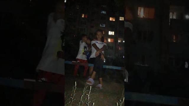 угадай кто бьет челледж смотреть онлайн