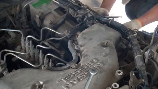 RH-10 Плавают обороты. Nissan diesel. смотреть онлайн