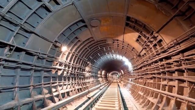 ?Размыв в Московском метро.Закрытие участка Автозаводская-Орехово с 12.11.22|Blurring in the subway смотреть онлайн