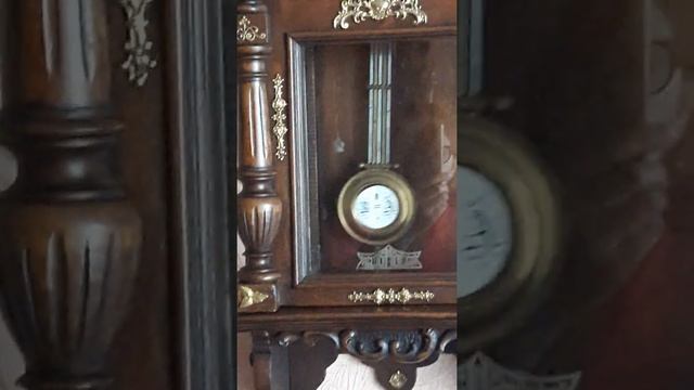 Настенные часы с боем. Редкие. смотреть онлайн