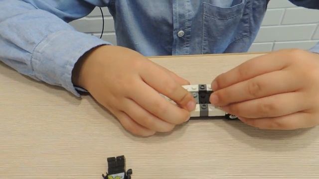 КАК ИЗ LEGO СДЕЛАТЬ МАШИНУ ДЖИП смотреть онлайн