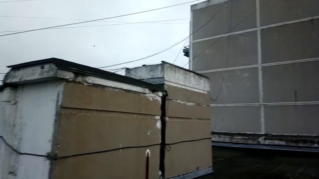 Выход общего вентканала с чердака многоэтажного дома на крышу смотреть онлайн