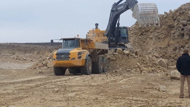 VOLVO EC750D смотреть онлайн