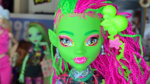Venus McFlytrap Is BACK! G3 Venus Core Doll Review!!!