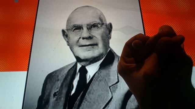 Horacio the handsnake - Ralph Morgan (basketball) смотреть онлайн