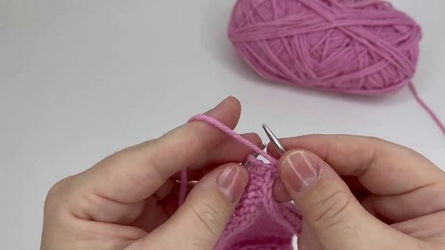 Кромочные петли спицами, которые не заворачиваются | Красивый край для Идеального Шарфа! смотреть онлайн