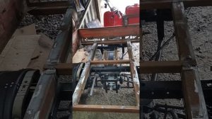 Механизм подъёма кузова на мотороллер муравей