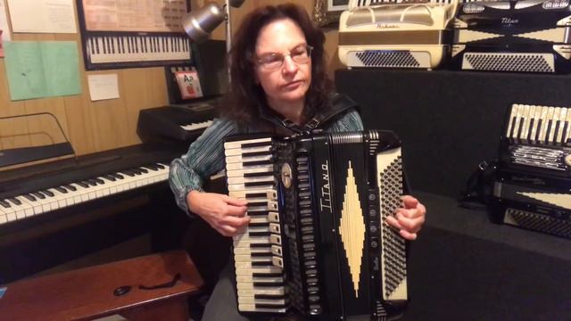 Six Eight (6/8) time exercise for accordion смотреть онлайн